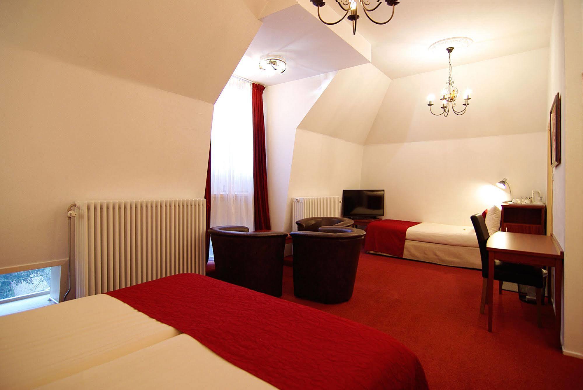 Hotel House Of Adam